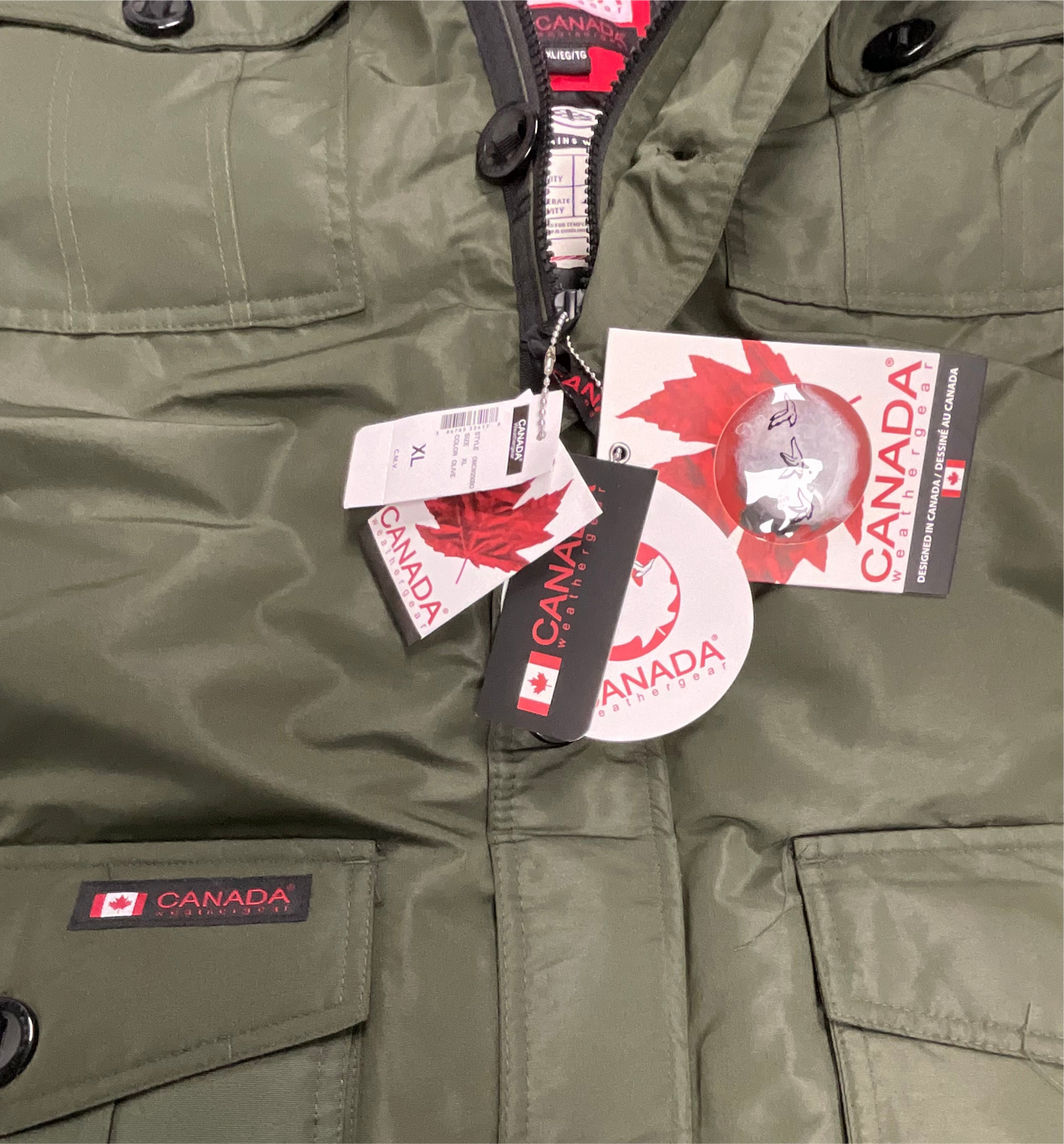 Manteau à capuche en fausse fourrure verte pour homme de Canada Weather Gear.