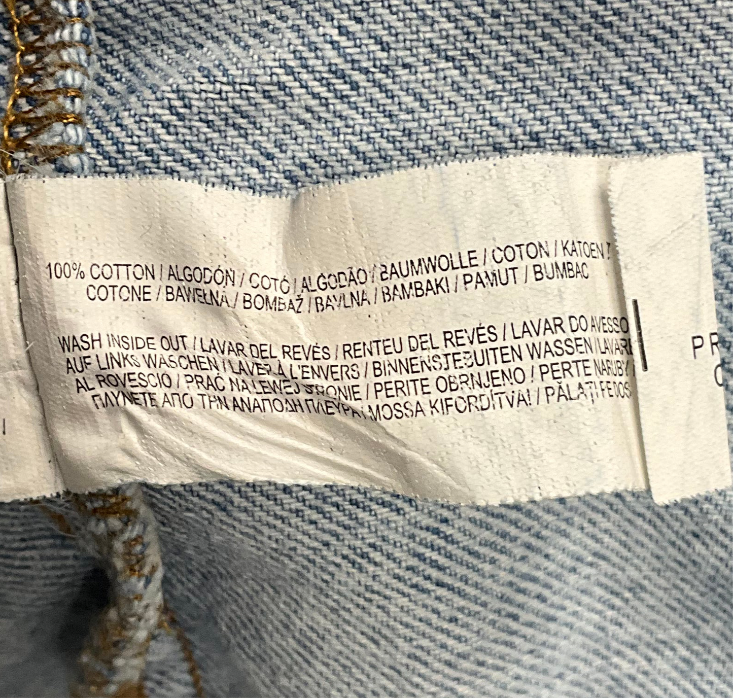 Veste en jean bleu délavé pour femme de la marque Primark Cares de Denim Co.